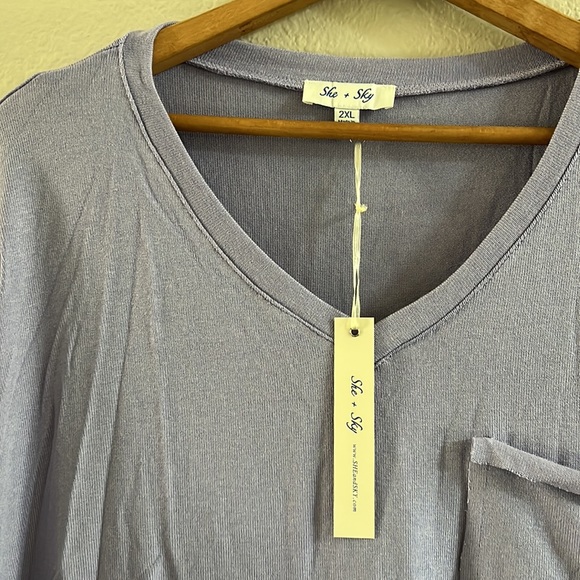 She + Sky pale dusty purple tee oversized stretch top new - Picture 4 of 6